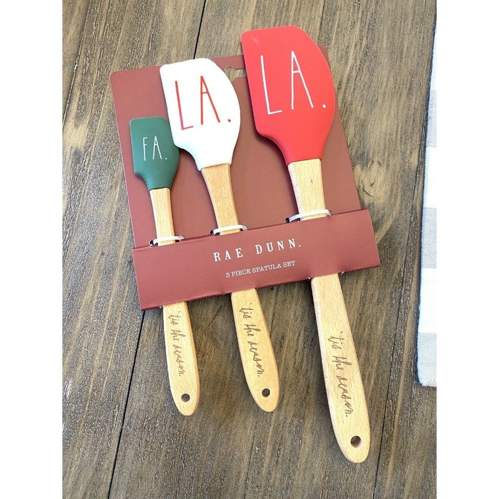 NEW Rae Dunn Christmas Spatulas Set FA. LA. LA. Holiday Baking Measurements NWT